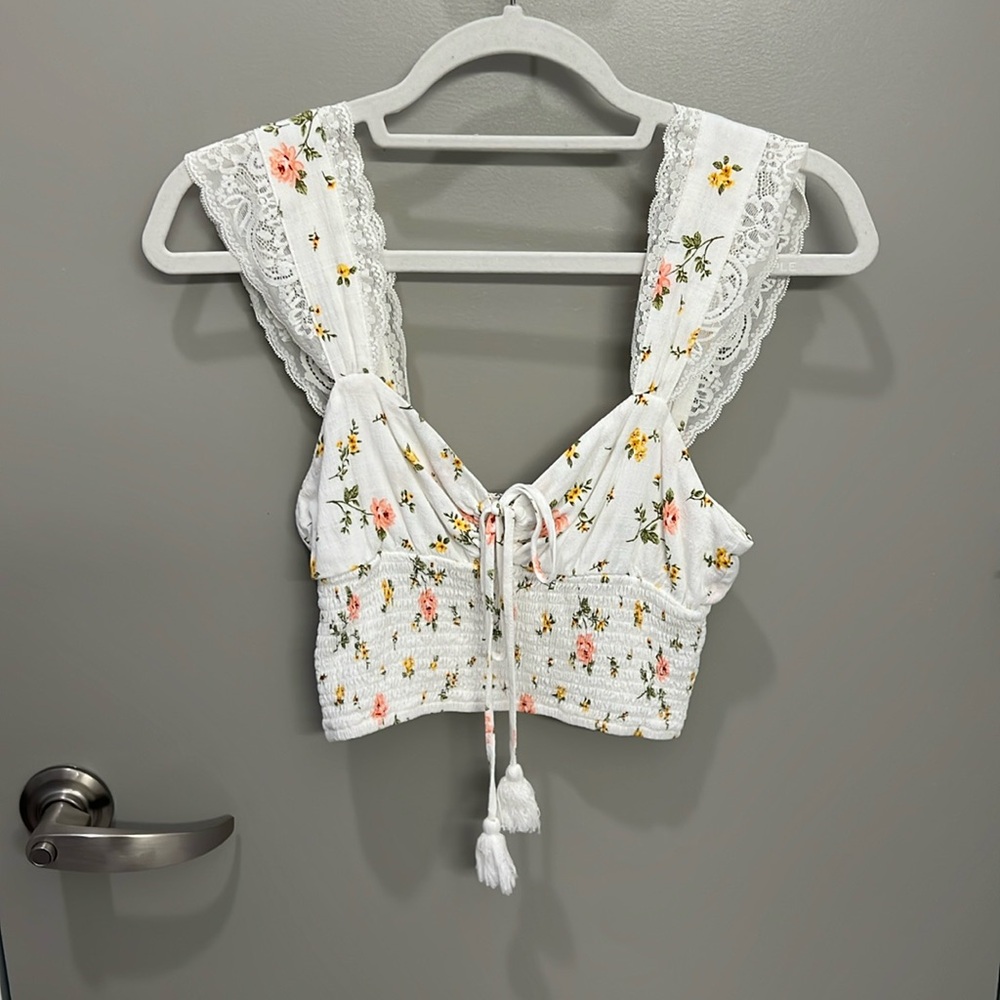 Floral lace top